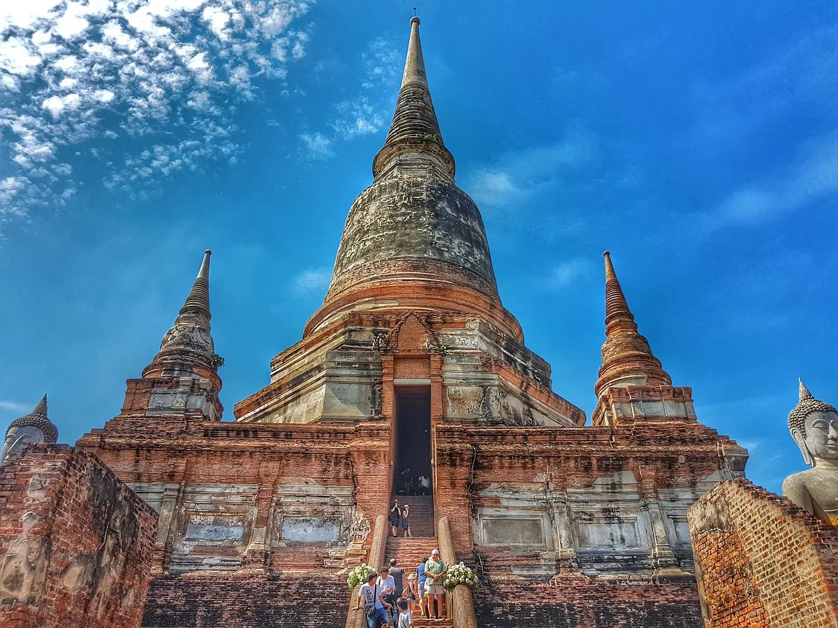 Wat Yai Chai Mang Khon