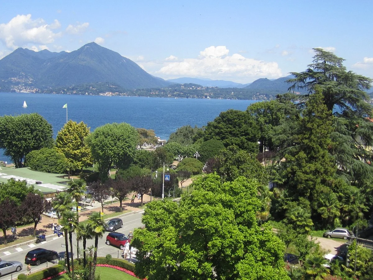 Lungolago Stresa