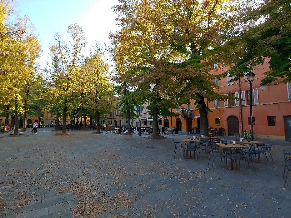 Piazza Fontanesi