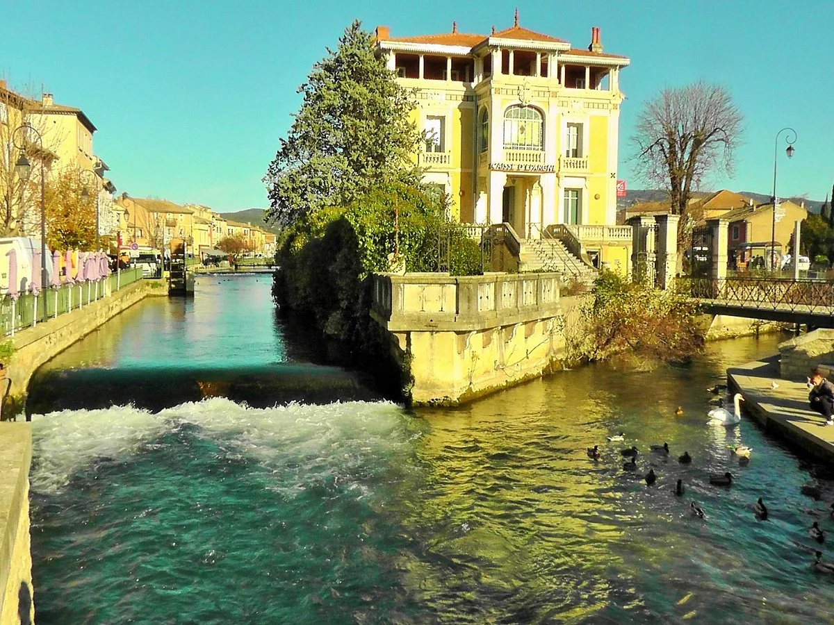 L'Isle-sur-la-Sorgue Market