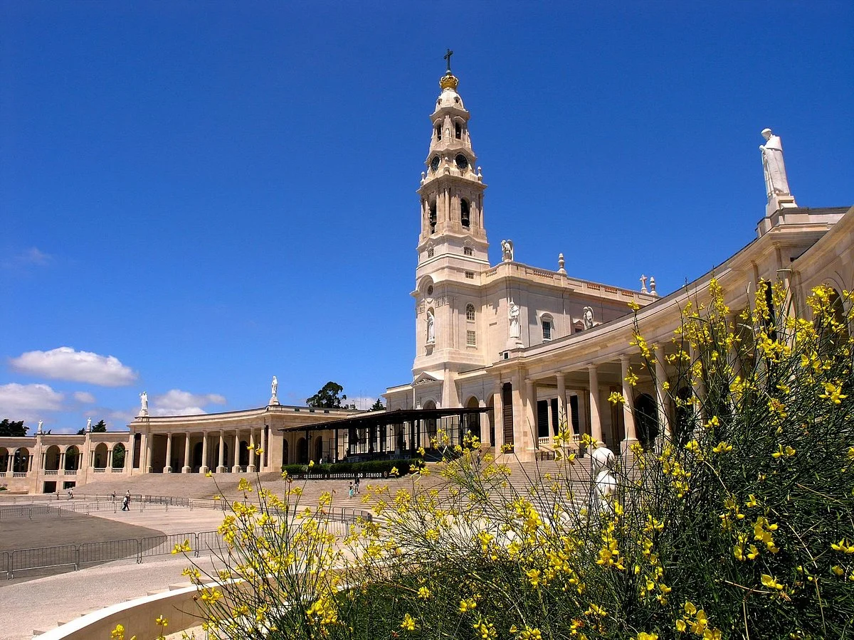 Basílica de Nossa Senhora do Rosário de Fátima