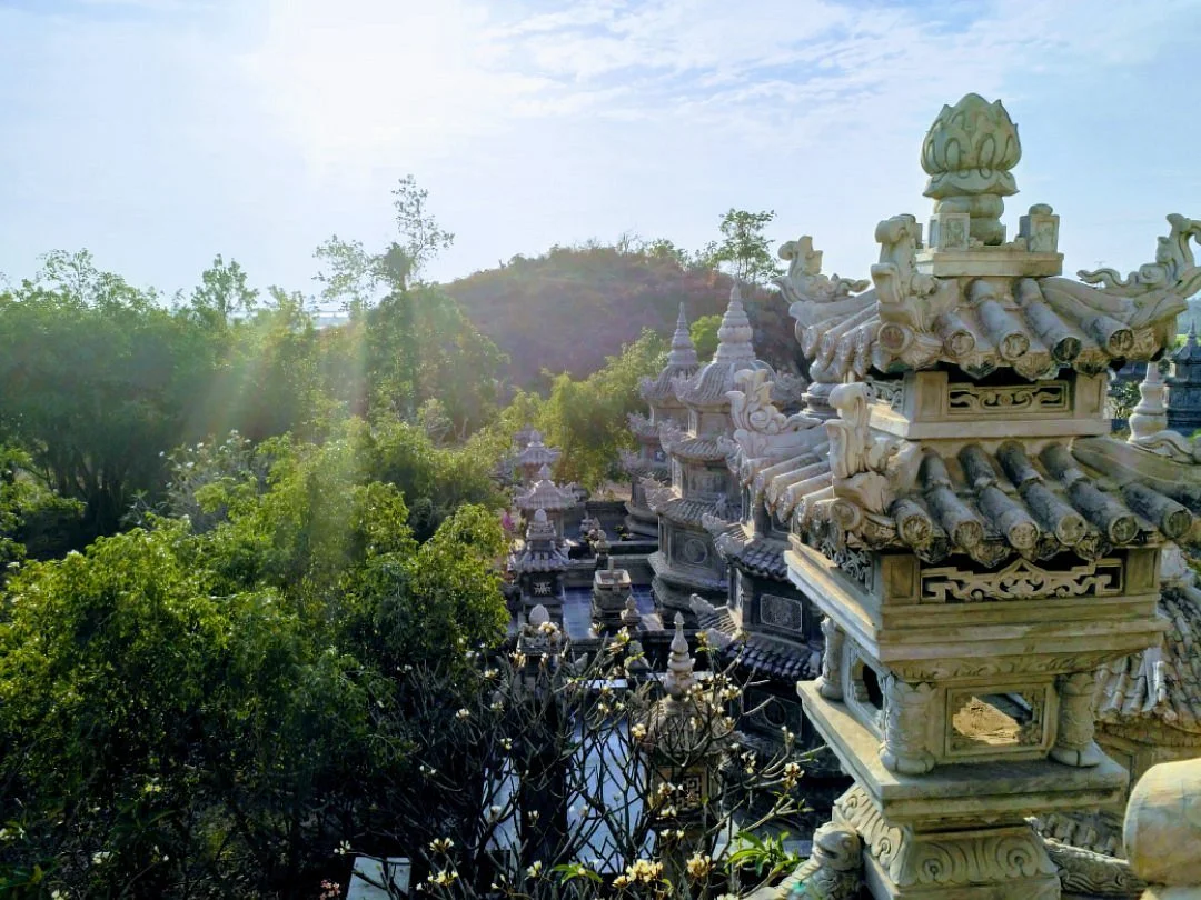 Tong Lam Lo Son Temple Lot