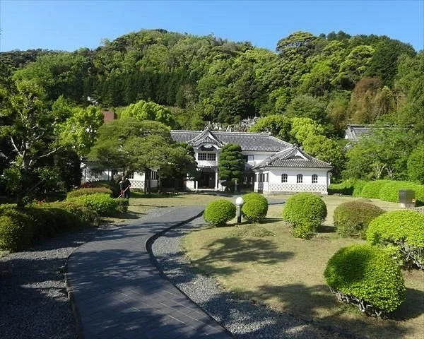 Jubun Iwashina Gakko