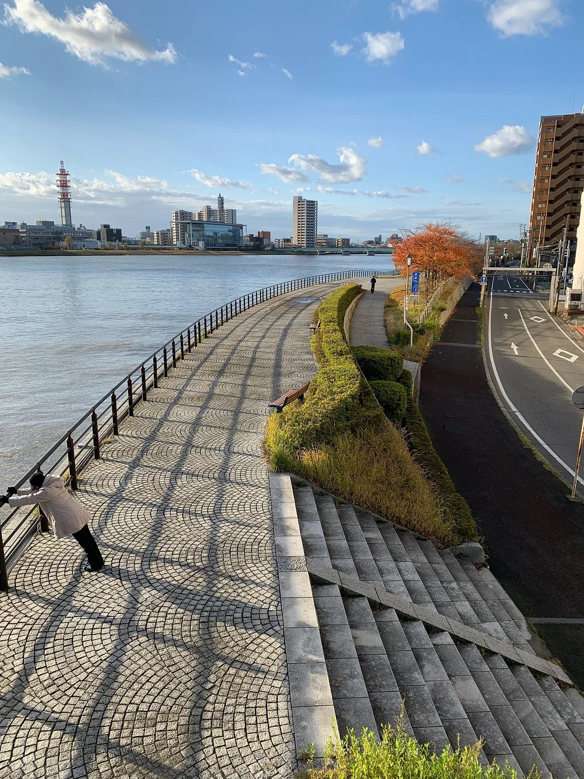 Yasuragitei Embankment