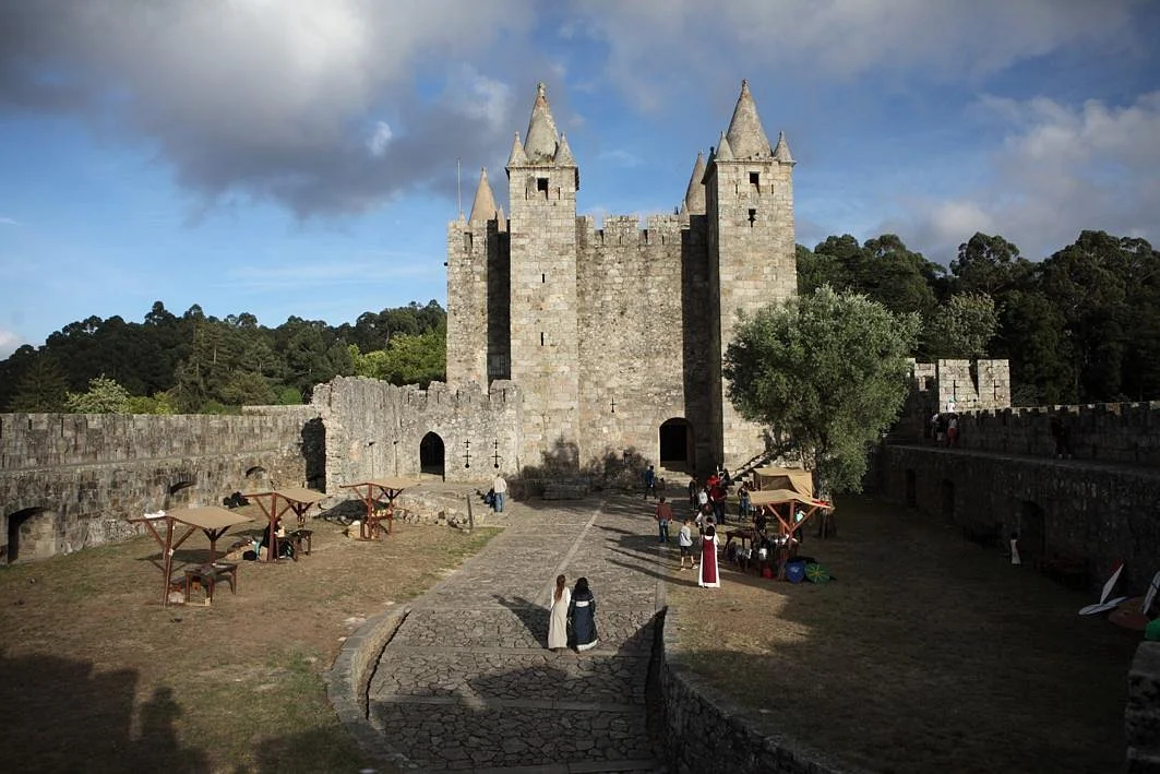 Viagem Medieval em Terra de Santa Maria