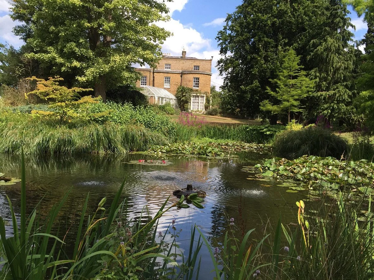Myddelton House Gardens