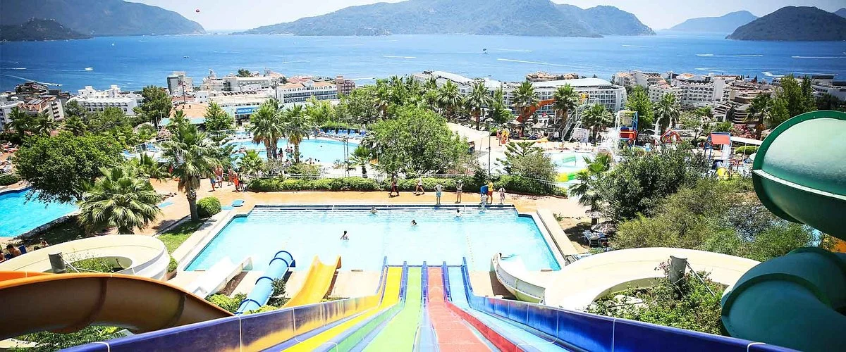 AquaDream Water Park