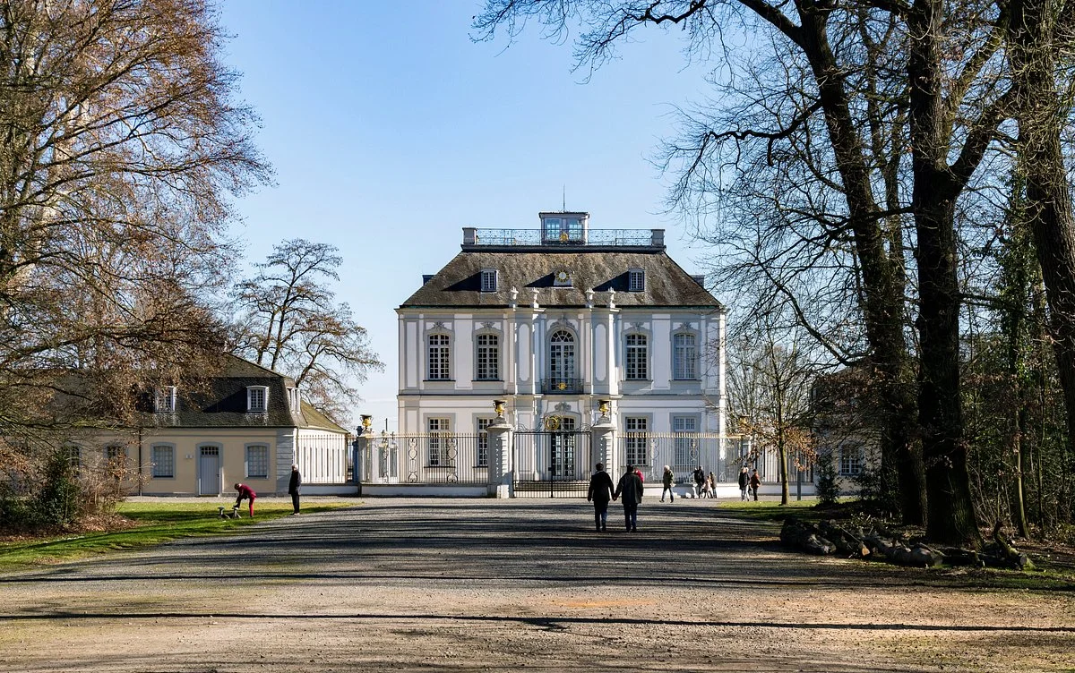 Jagdschloss Falkenlust