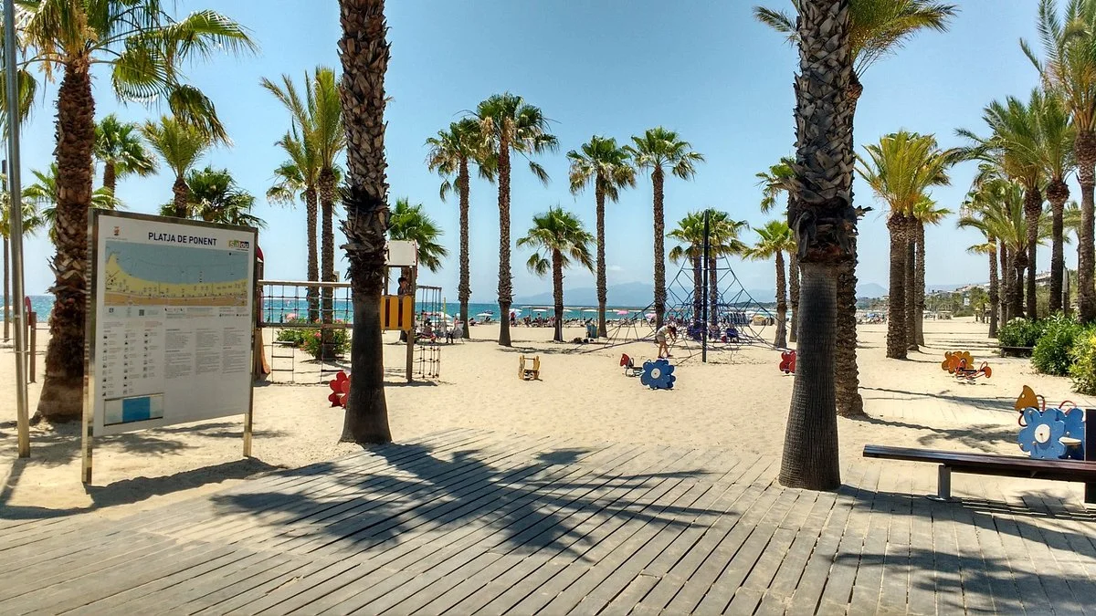 Ponent Beach