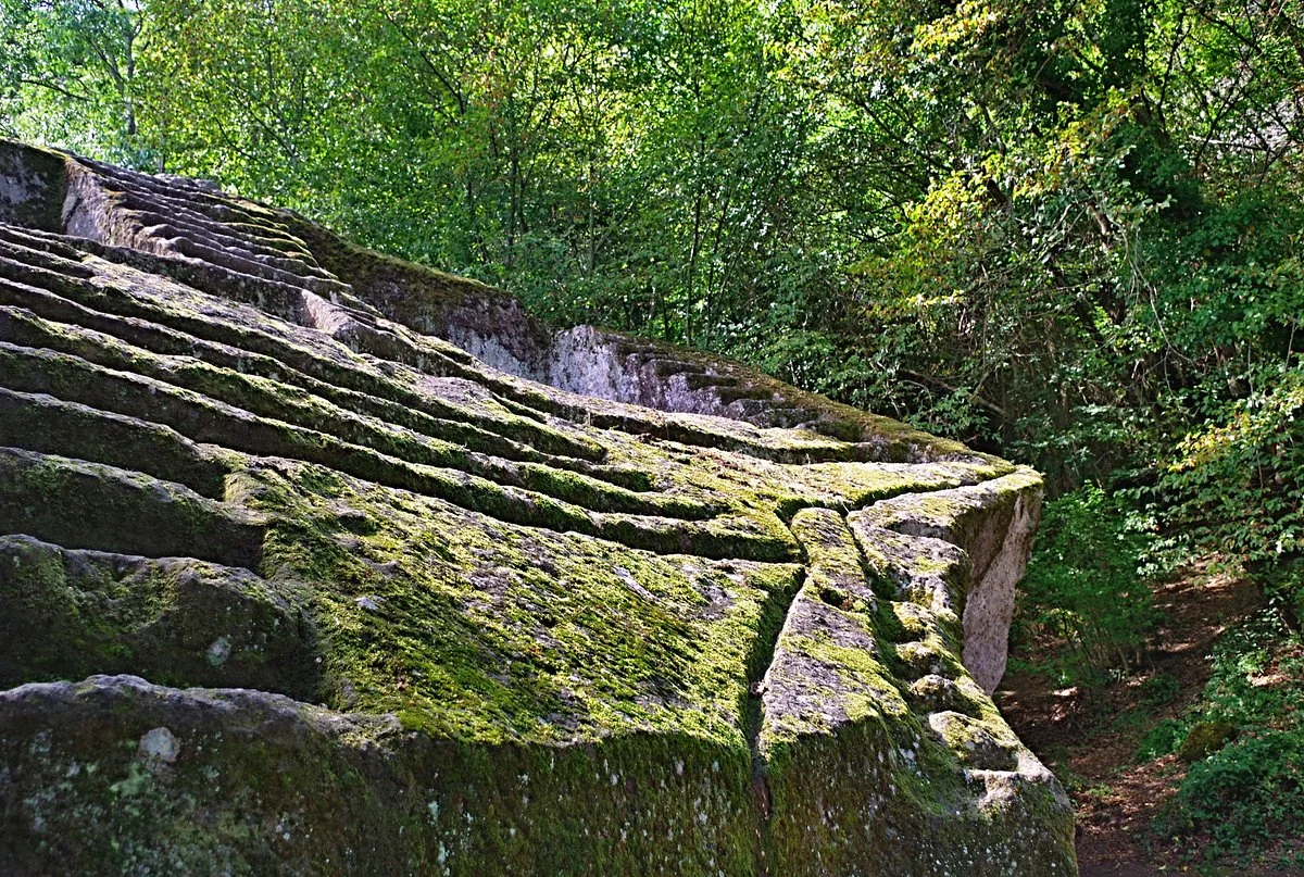 Piramide Etrusca Bomarzo o Sasso del Predicatore
