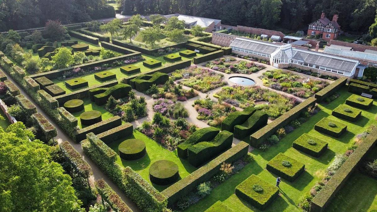 Scampston Walled Garden