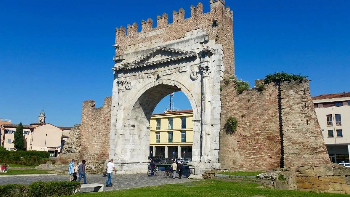 Arco d'Augusto