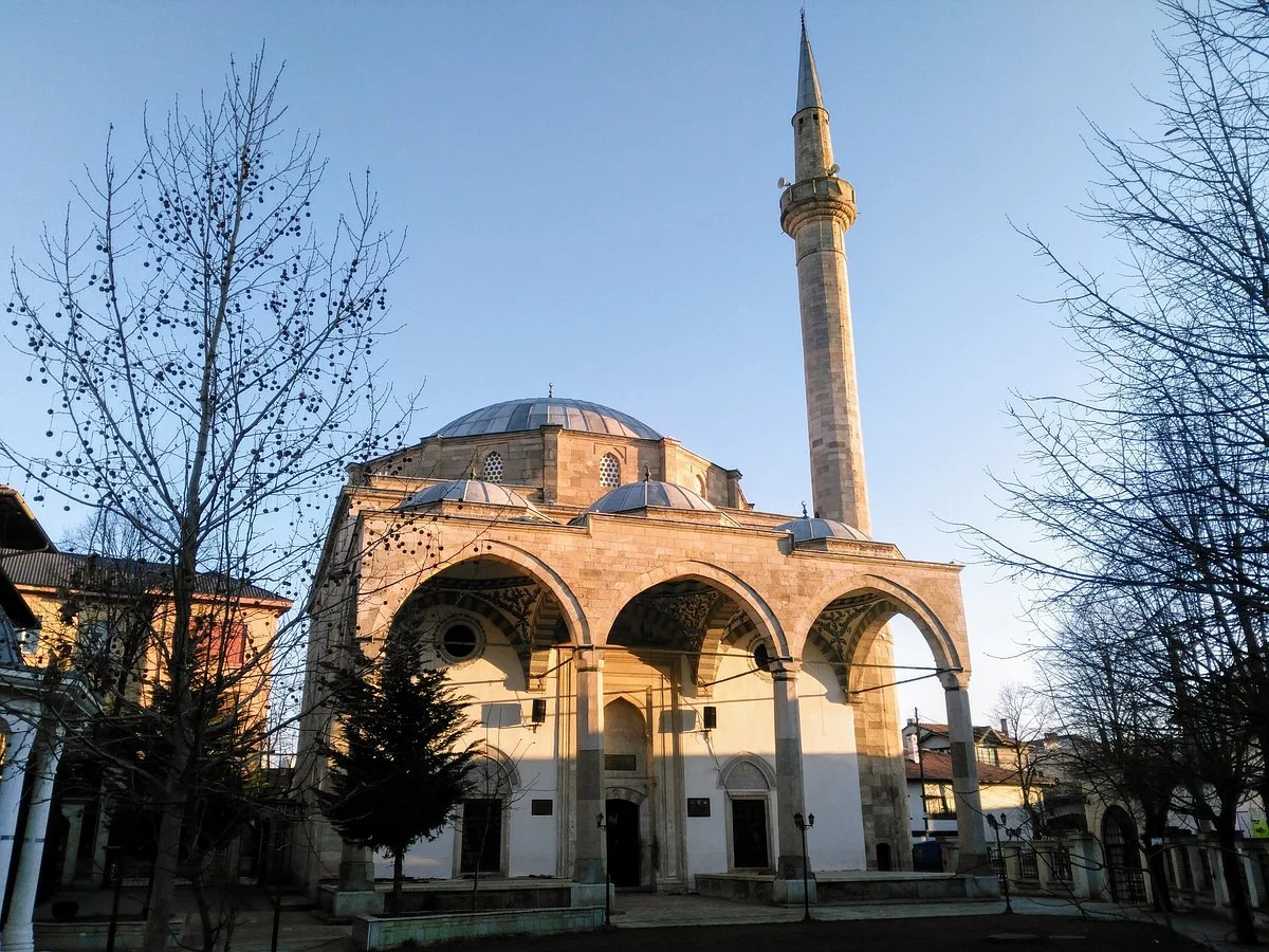 Fatih Mosque (Xhamia e Mbretit)