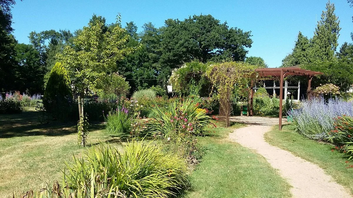 Parc Source Libre - La Roseraie