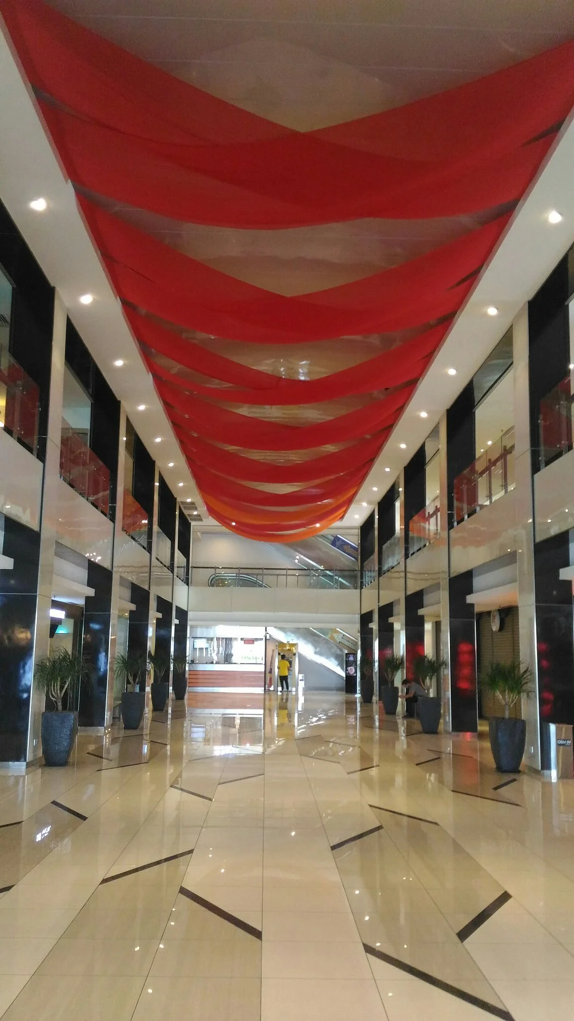 Gem in Mall