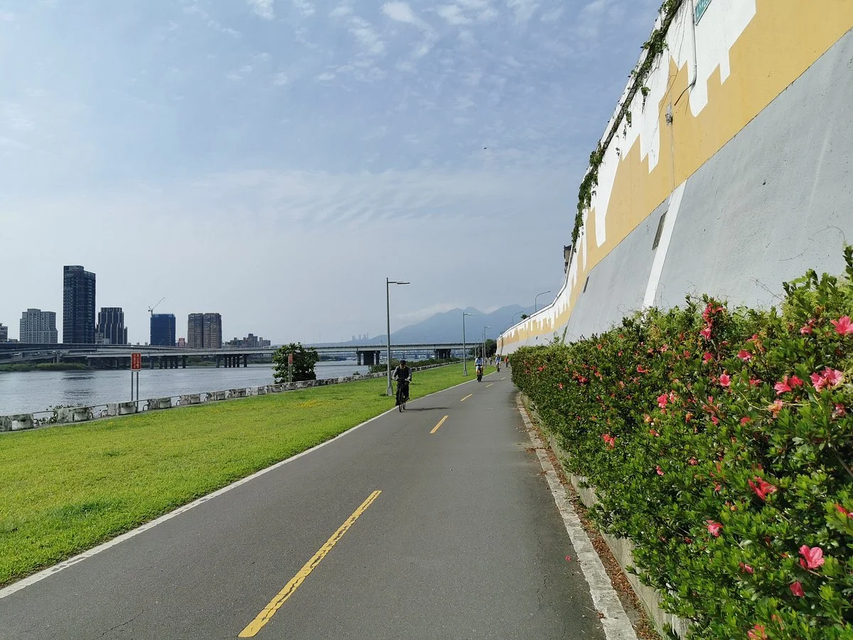 Riverside Bikeway