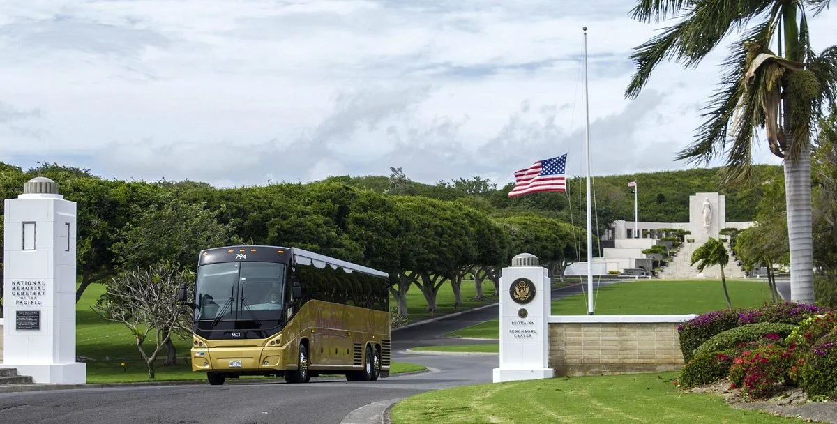 Royal Star Hawaii Deluxe Tours