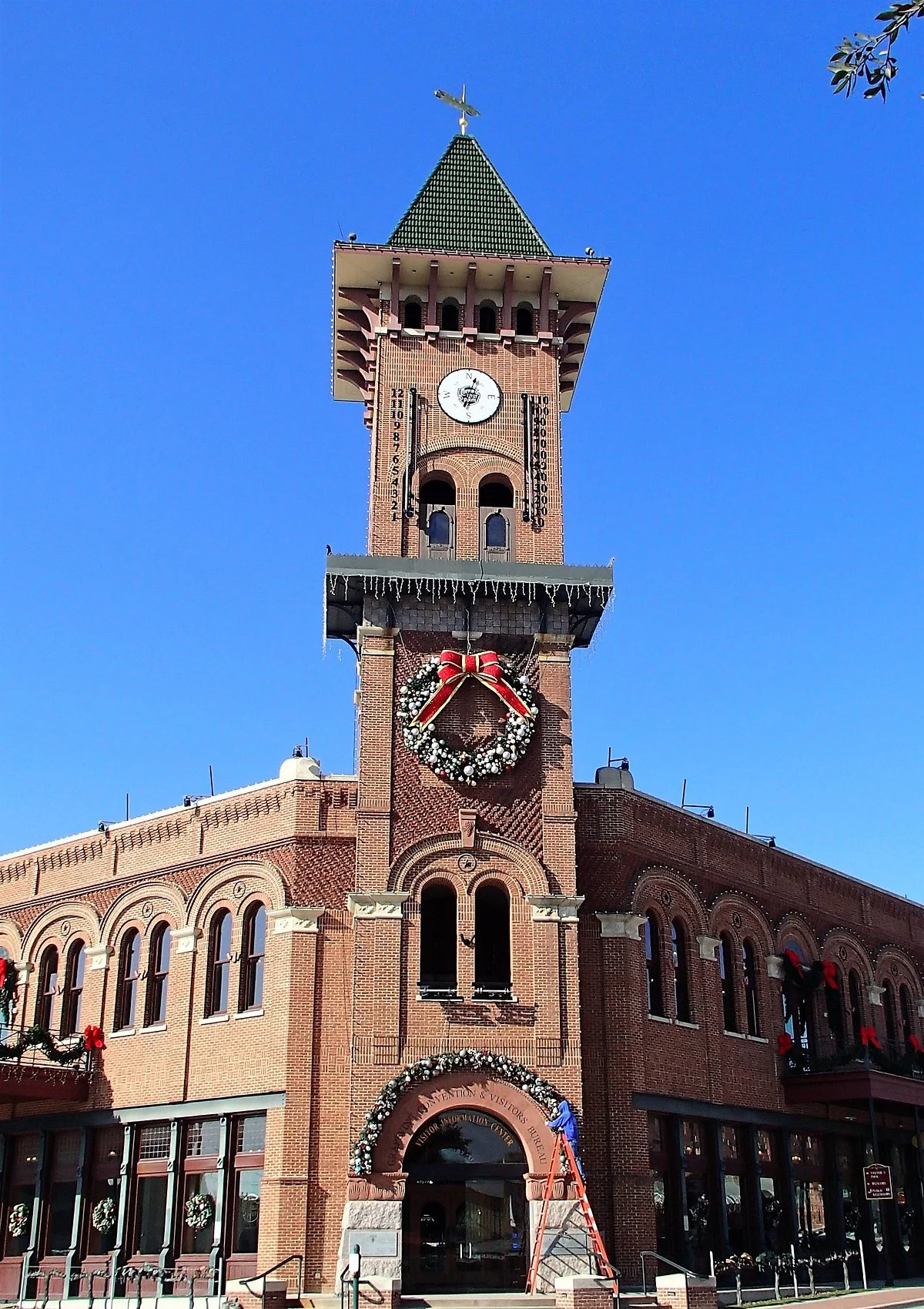 Grapevine Historic Main Street District