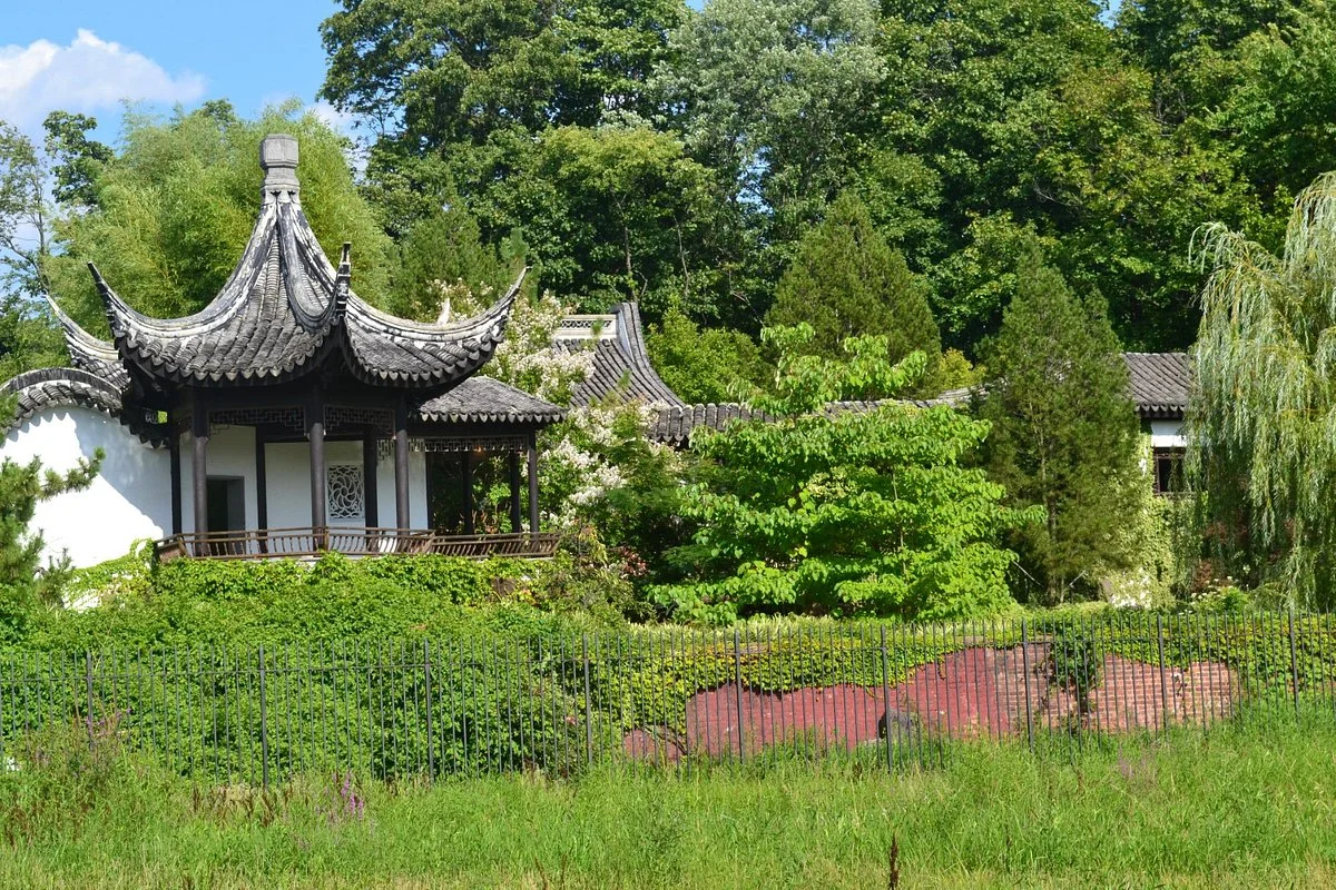 Snug Harbor Cultural Center