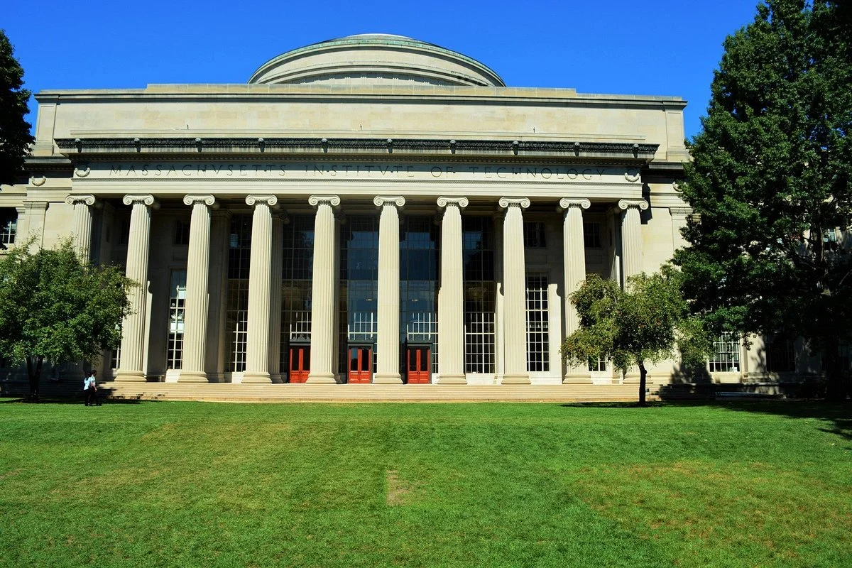 Massachusetts Institute of Technology (MIT)