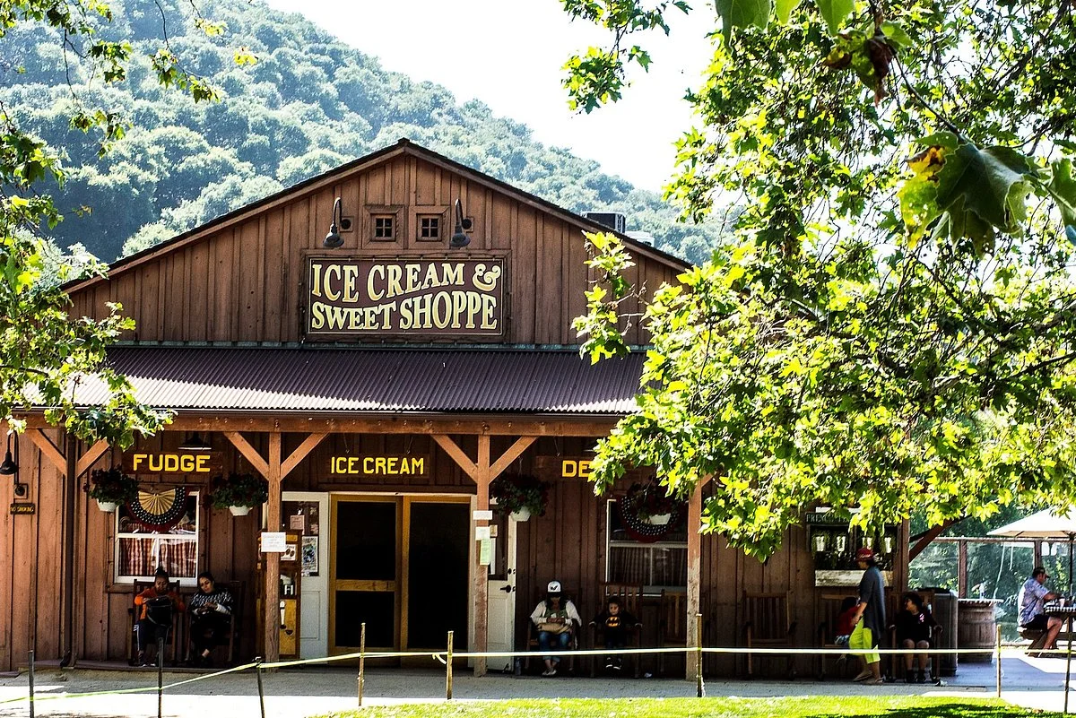 Avila Valley Barn