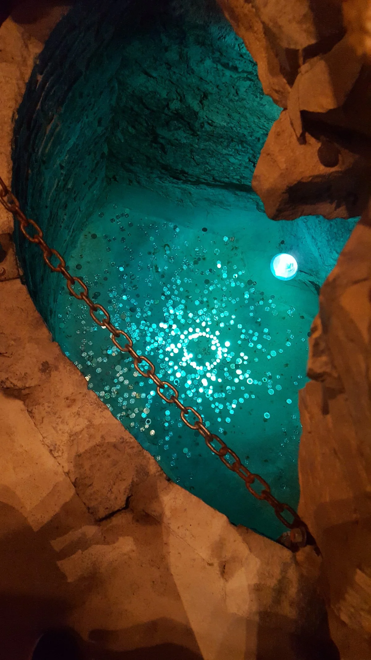 Tyendinaga Cavern and Caves