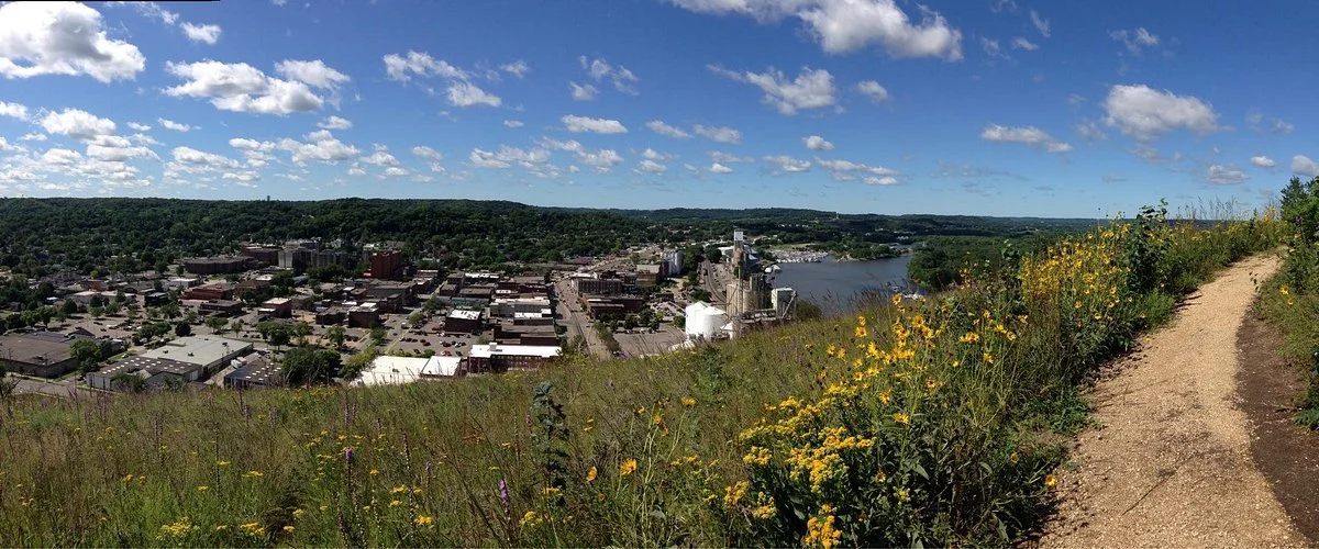 Barn Bluff