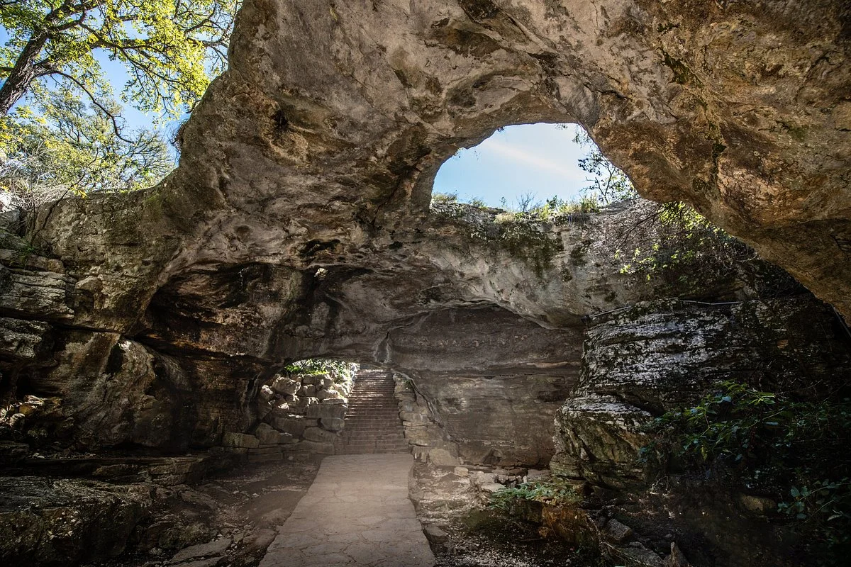 Longhorn Cavern State Park