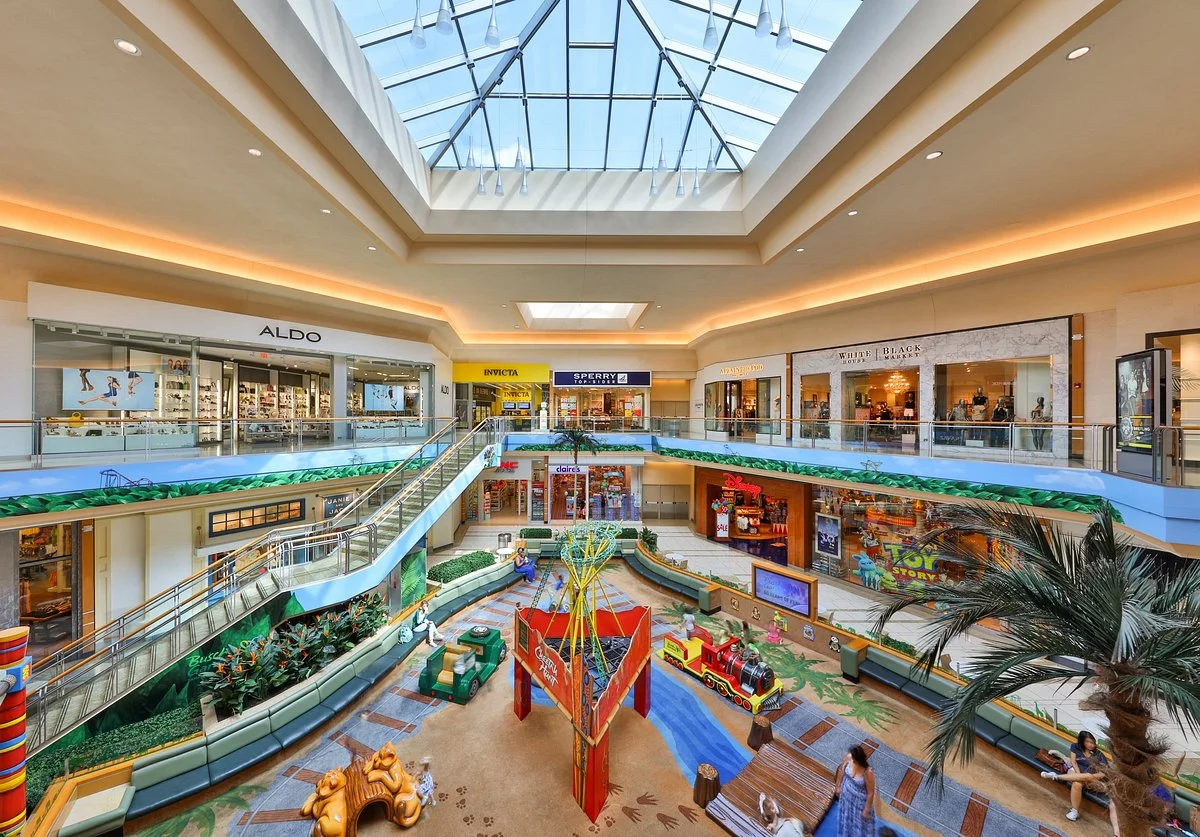 International Plaza and Bay Street