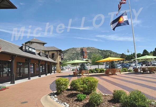 Outlets at Castle Rock