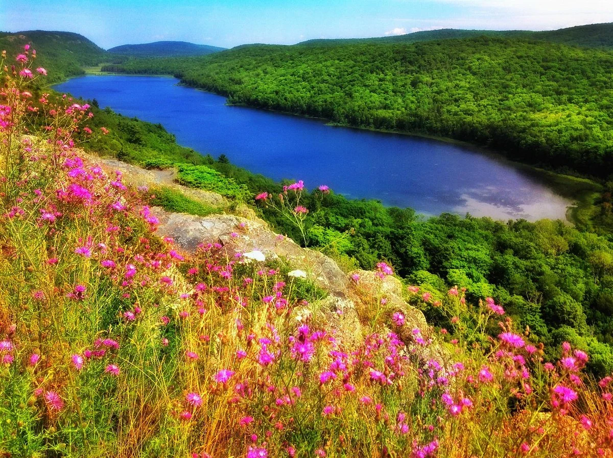 Lake of the Clouds