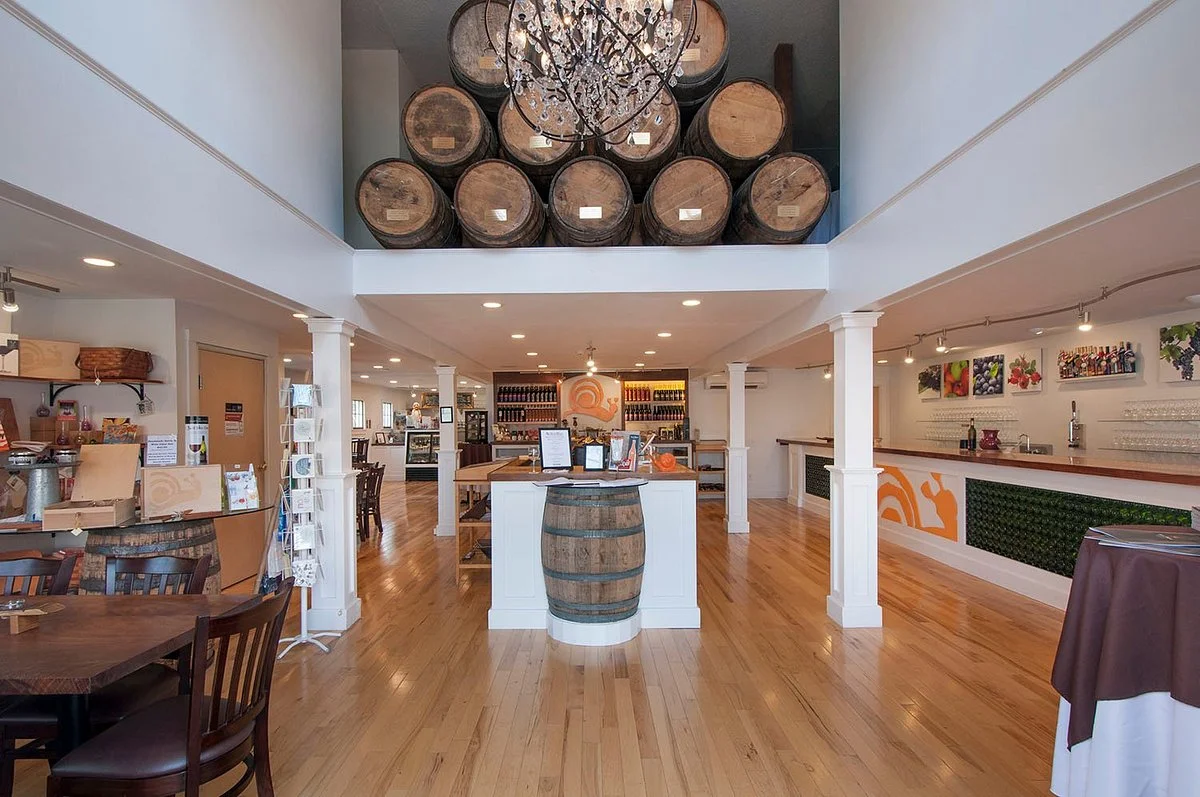 Hermit Woods Winery & Eatery