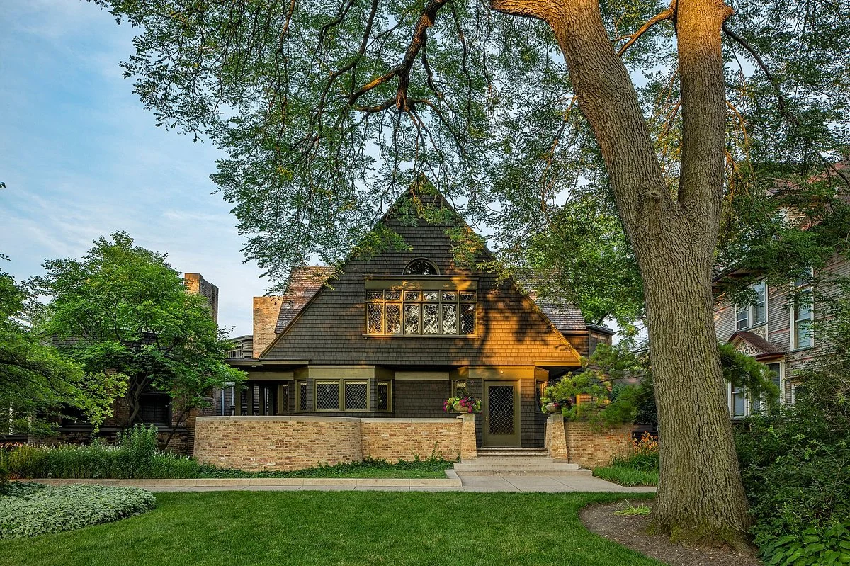 Frank Lloyd Wright Home and Studio