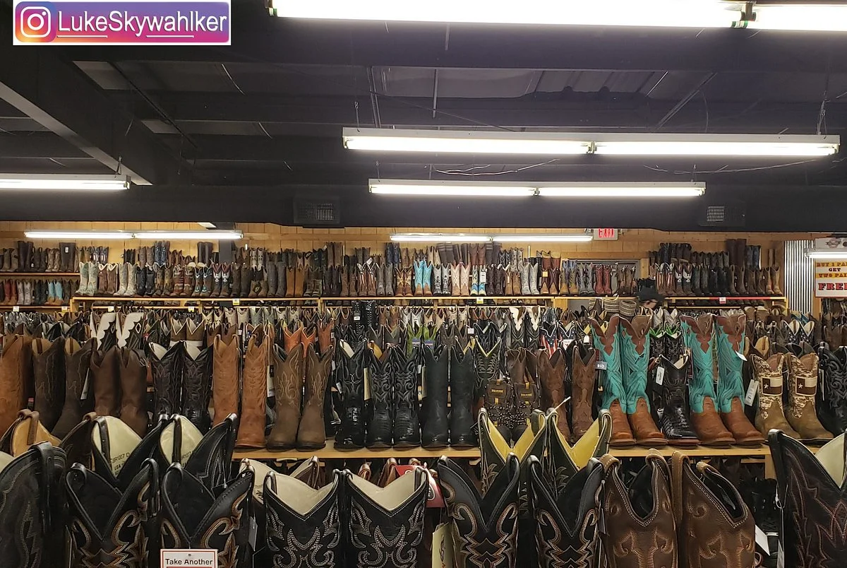 Boot Factory Outlet