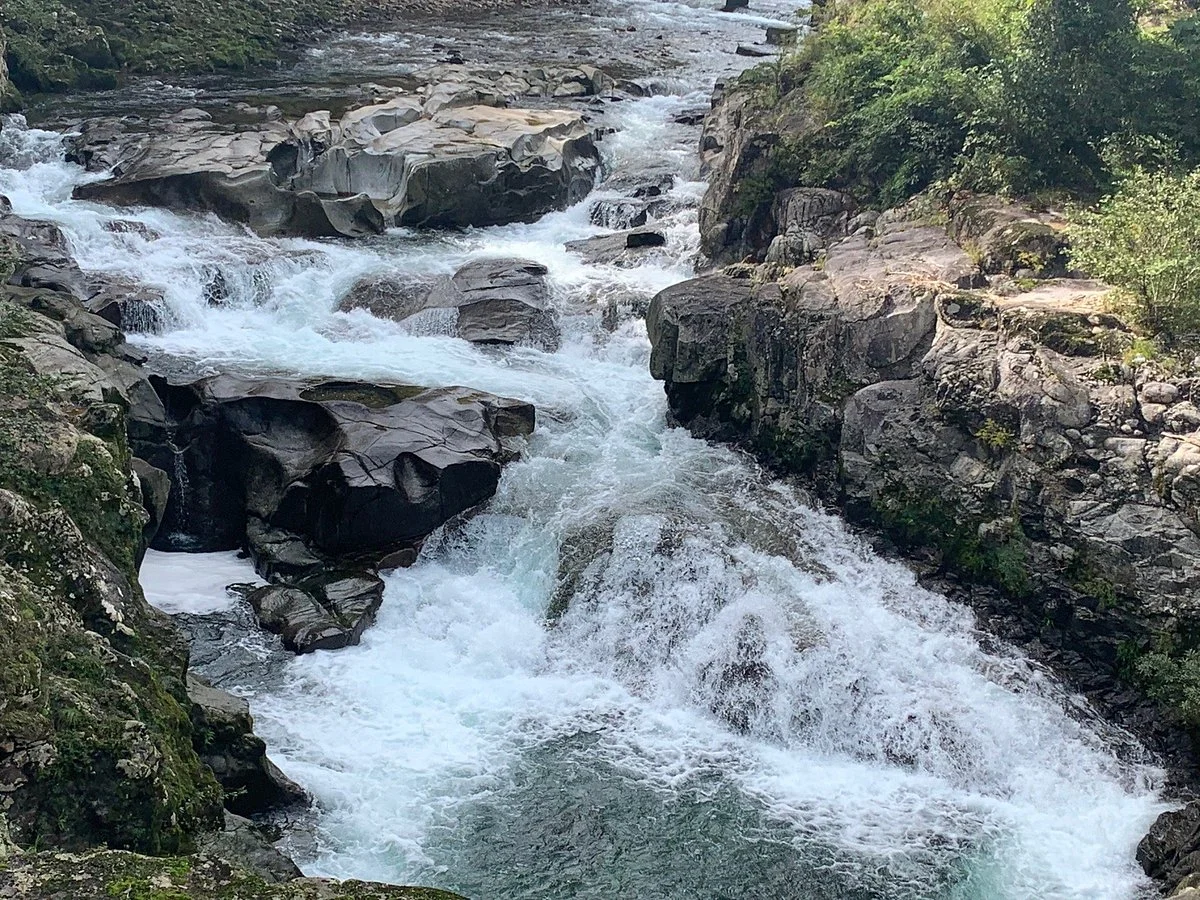 Niebuchi Pot Hole