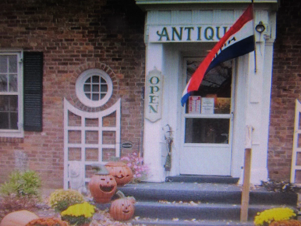 Glenwood Manor Antiques & More