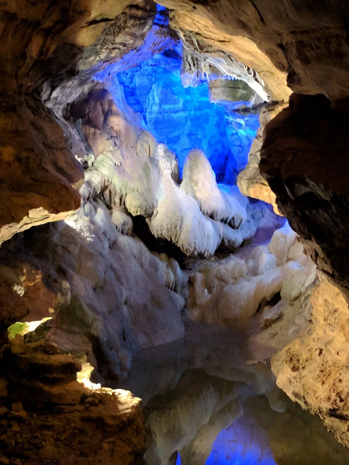 Mark Twain Cave and Cameron Cave