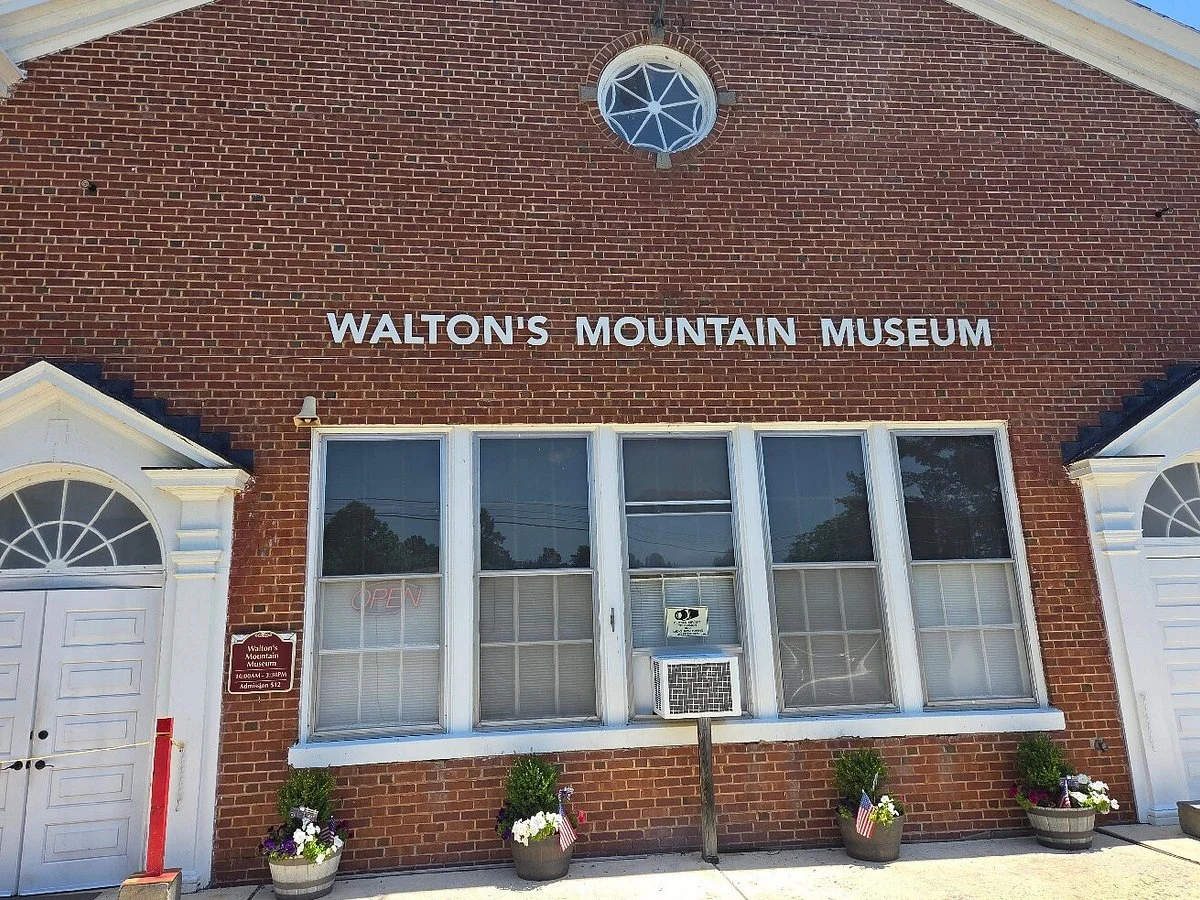 Walton's Mountain Museum