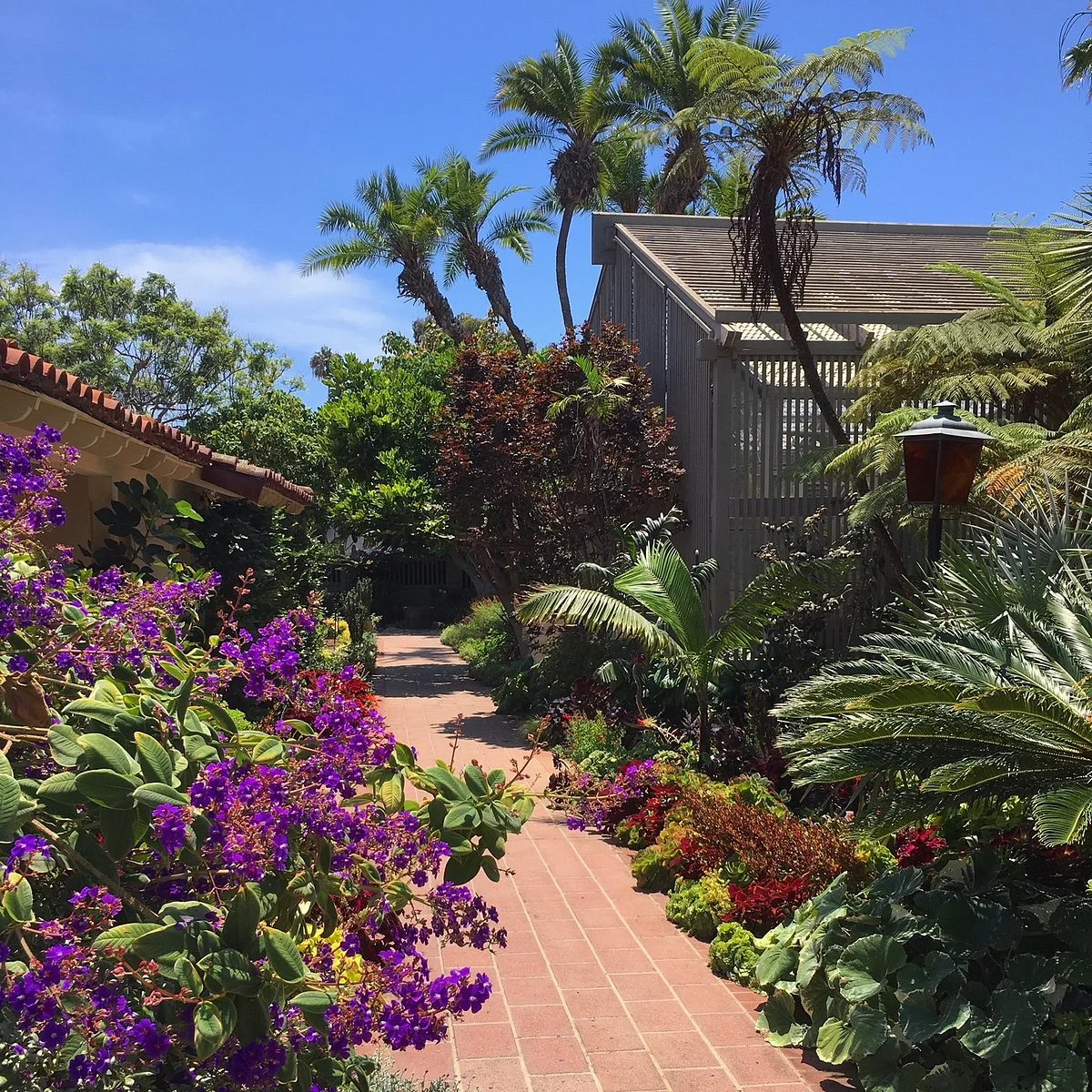 Sherman Library & Gardens