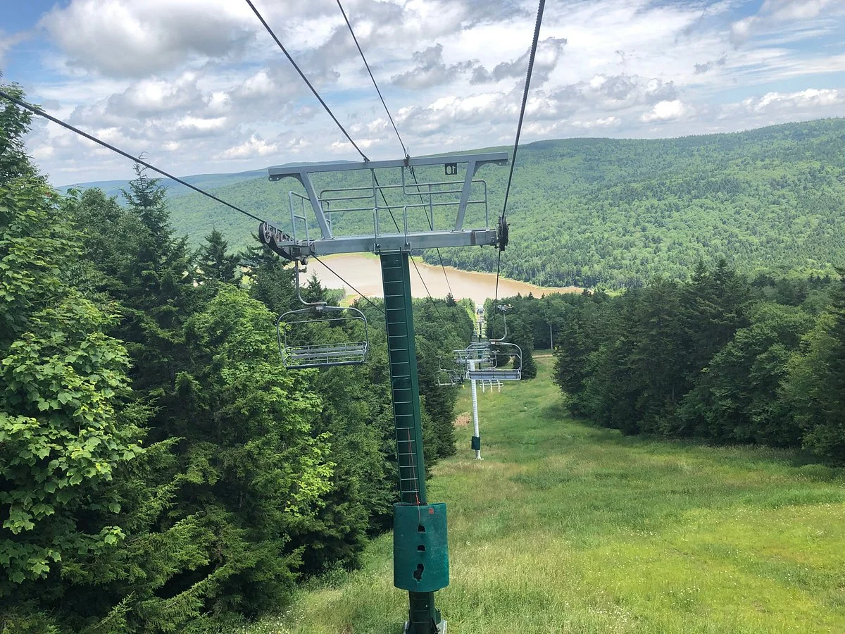 Shavers Lake & Lift Rides