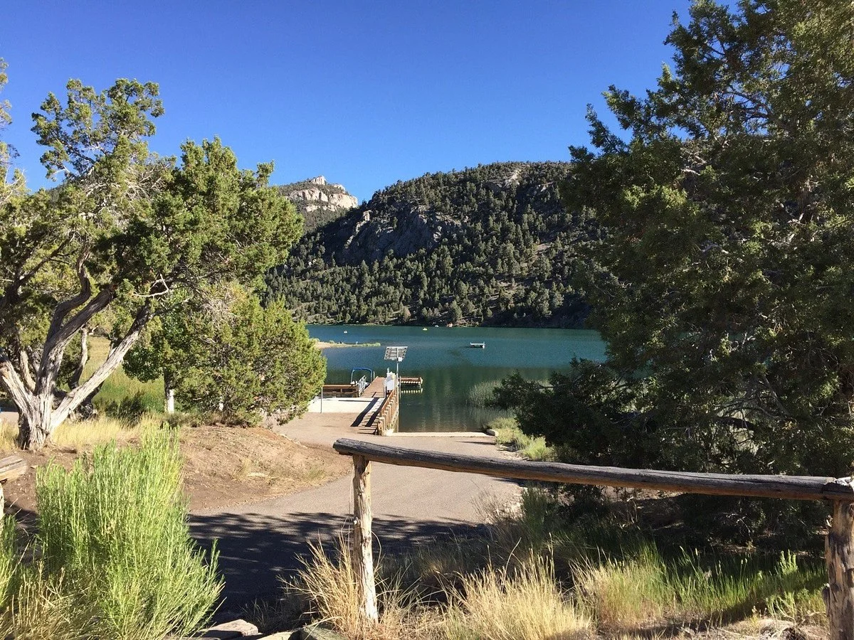 Cave Lake State Park