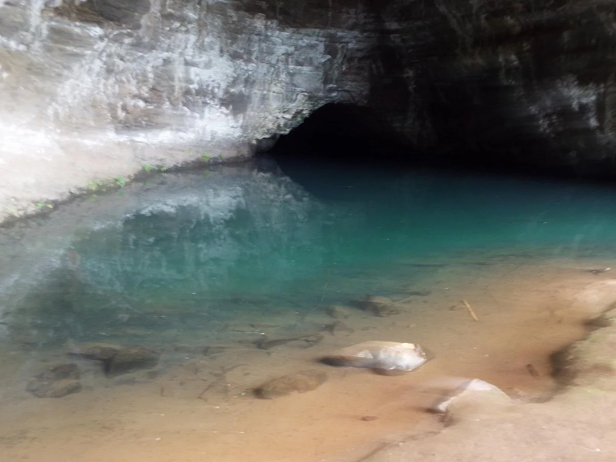 Wet and Dry Caves, Kauai