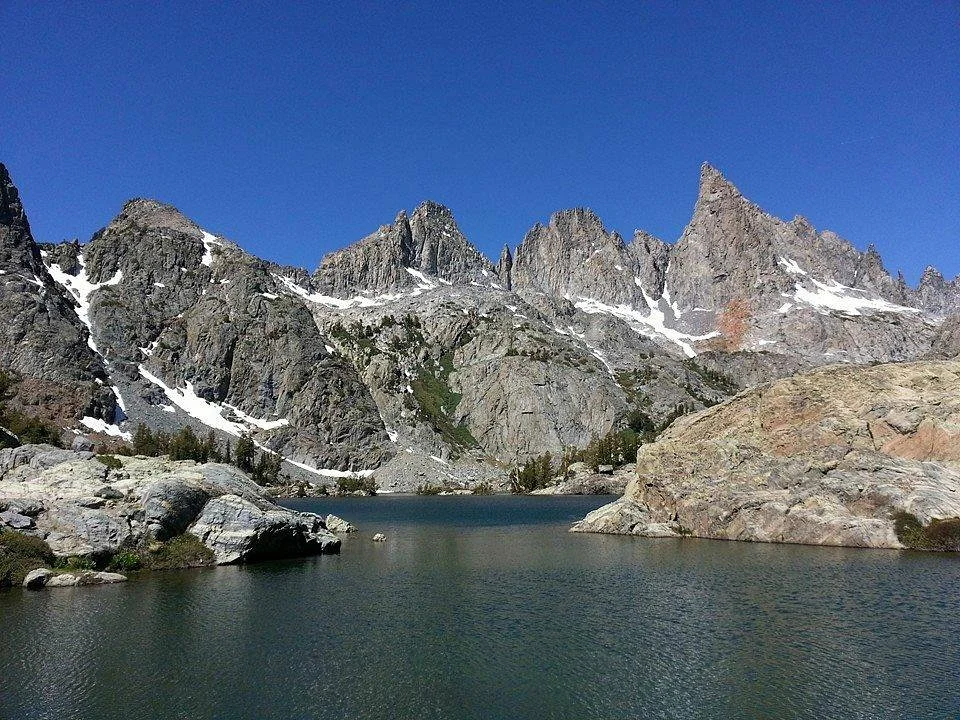 Minaret Vista