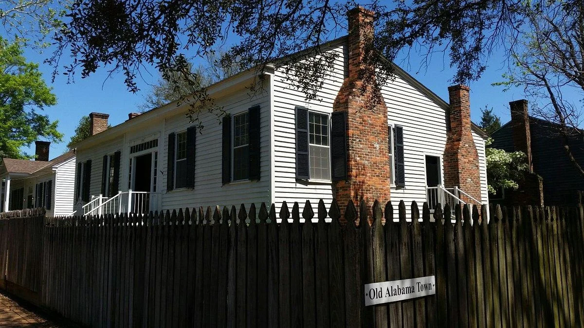 Old Alabama Town