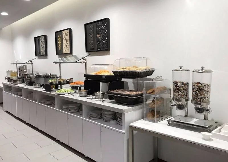 United Airlines Club Lounge