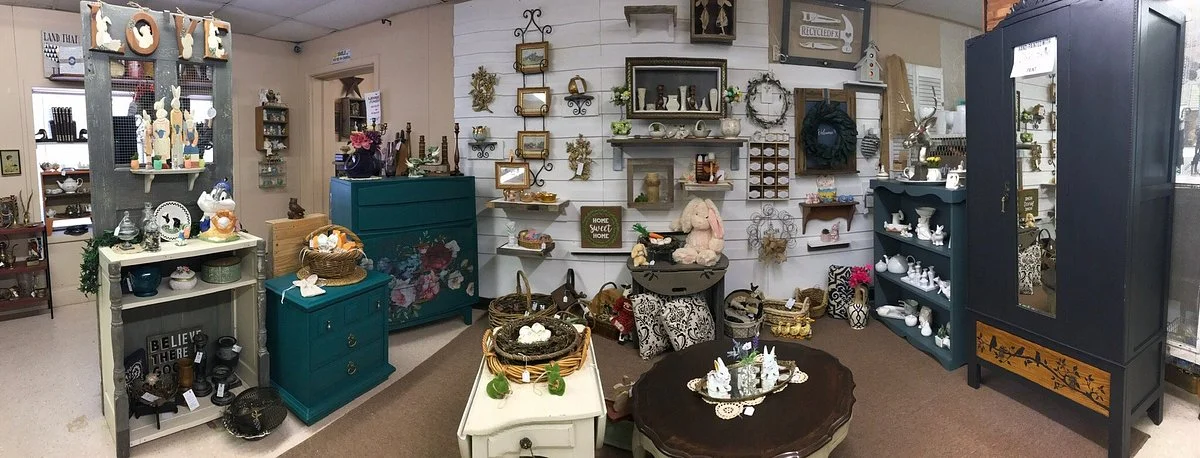 Uptown Vintage in the Avenues