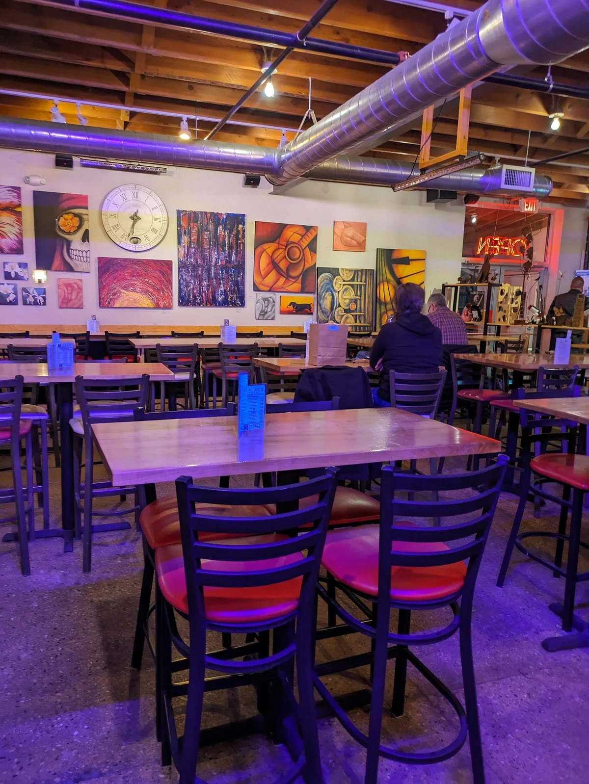 Geneva Lake Distilling + Studio Winery