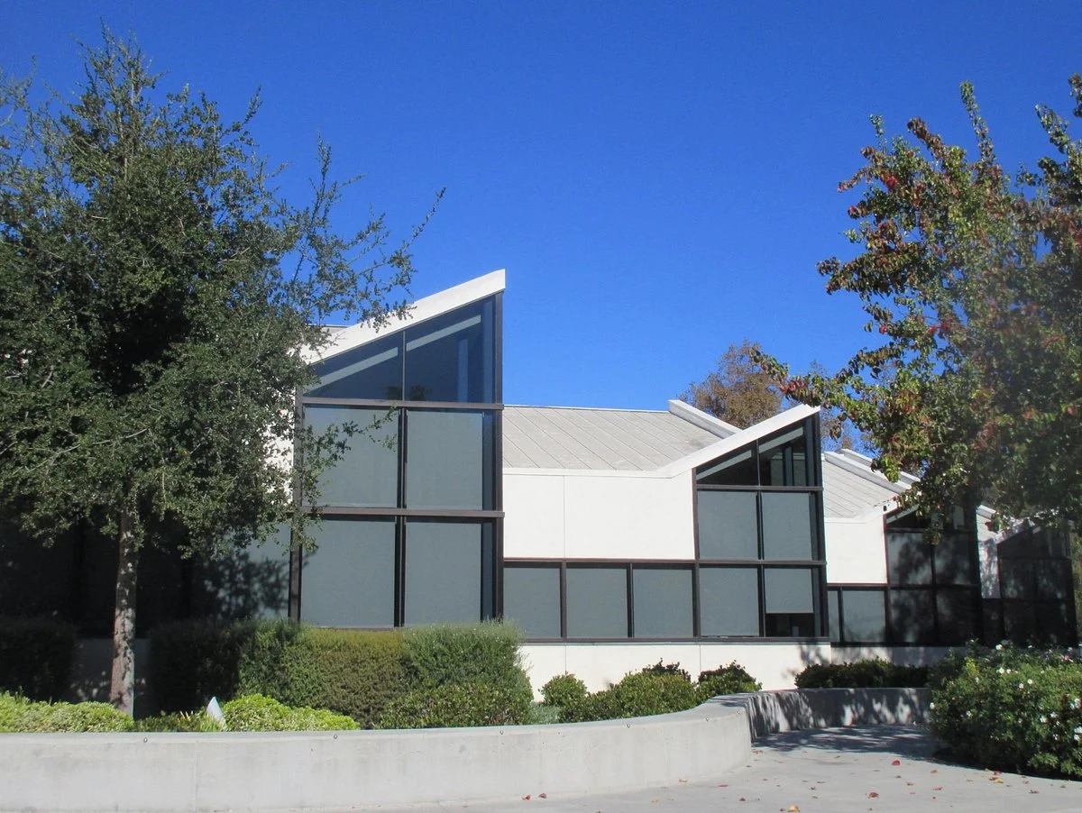 Thousand Oaks Grant R. Brimhall Library