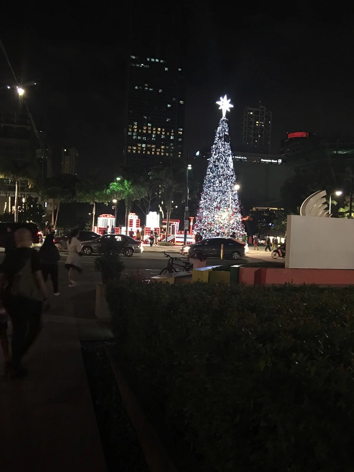 Activefun Bonifacio High Street