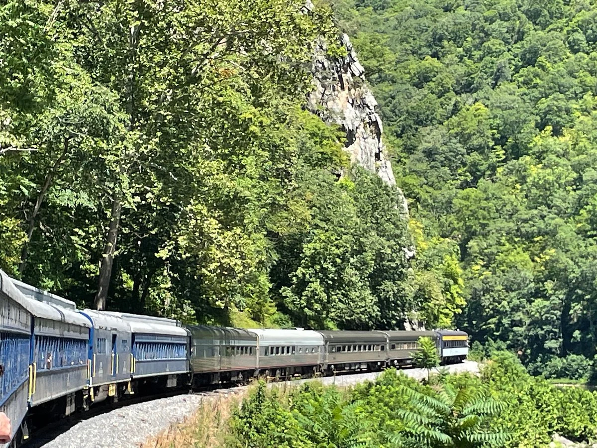 Potomac Eagle Scenic Railroad